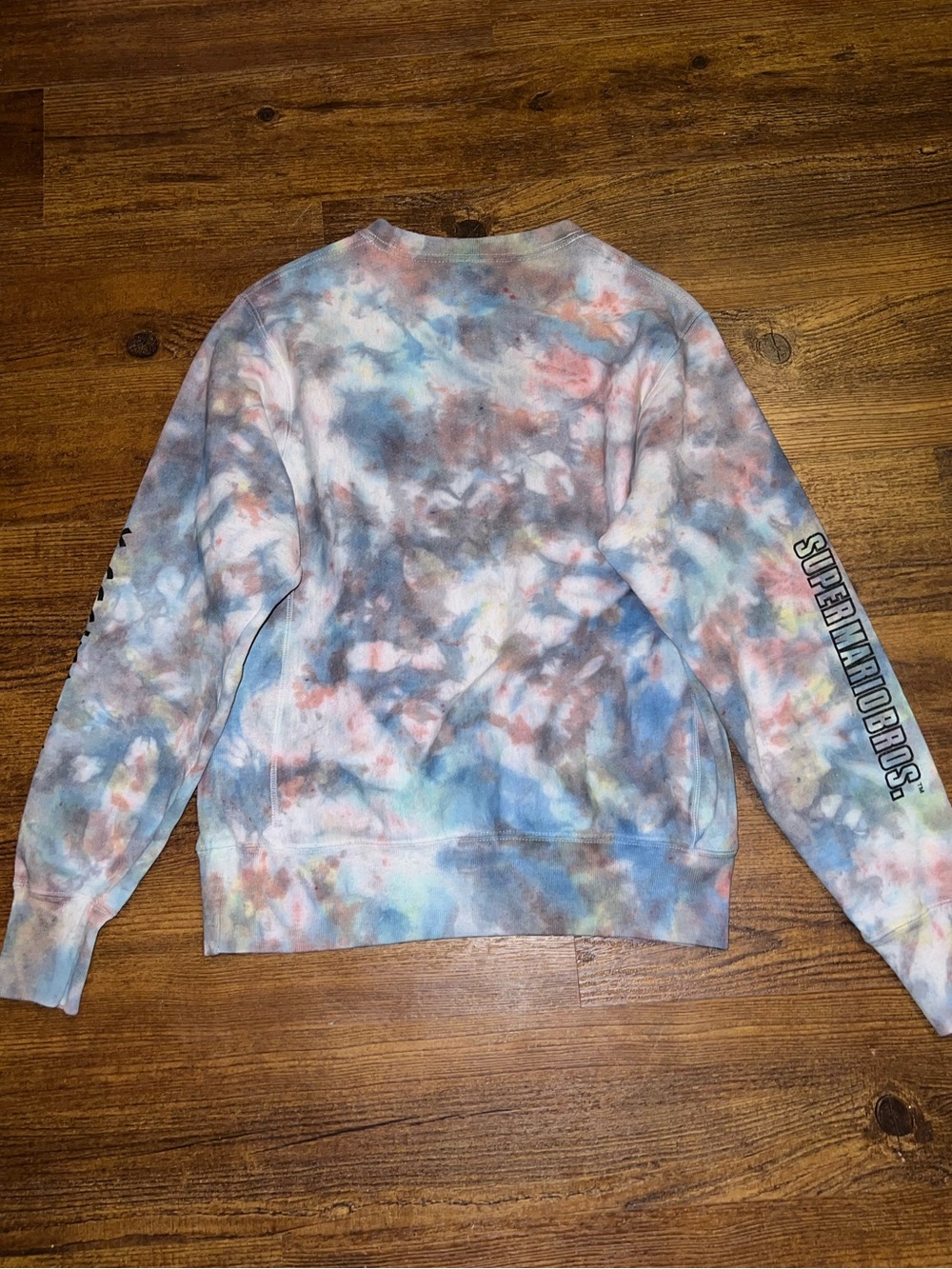 Champion Nintendo Super Mario Bros Tie Dye Reverse Weave Sweatshirt Size S - Picture 3 of 10